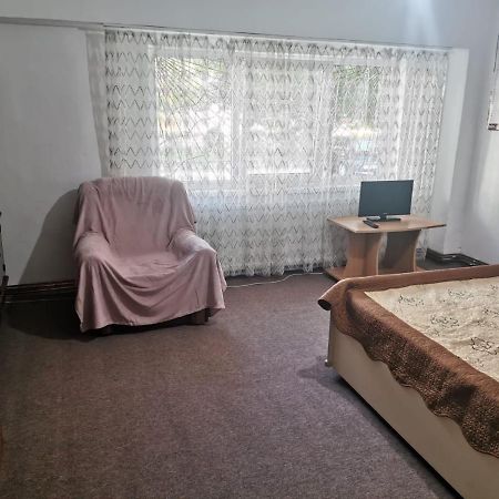 Apartmán Garsoniera Craiova Exteriér fotografie